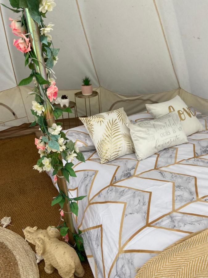 Country Bumpkins Luxury Glamping Otel Wellingore Dış mekan fotoğraf